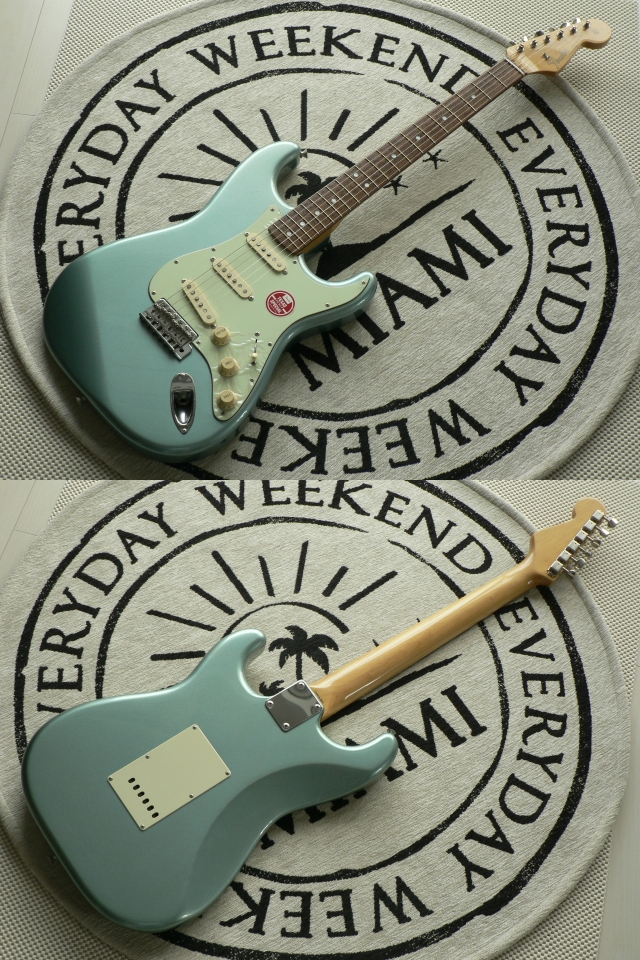 Fender JAPAN ST65-75 Stratocaster Ice Blue Metallic